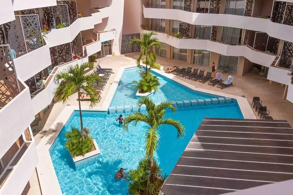Luxury Studio Swim-Up Playa del Carmen